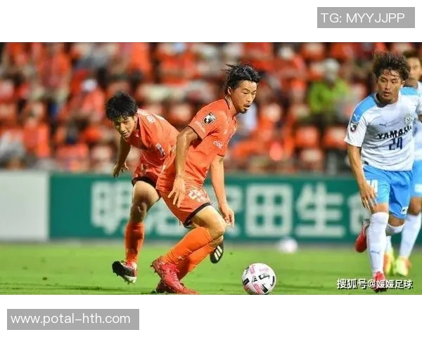 山口雷诺法在对阵横滨时的战术分析与比赛亮点探讨